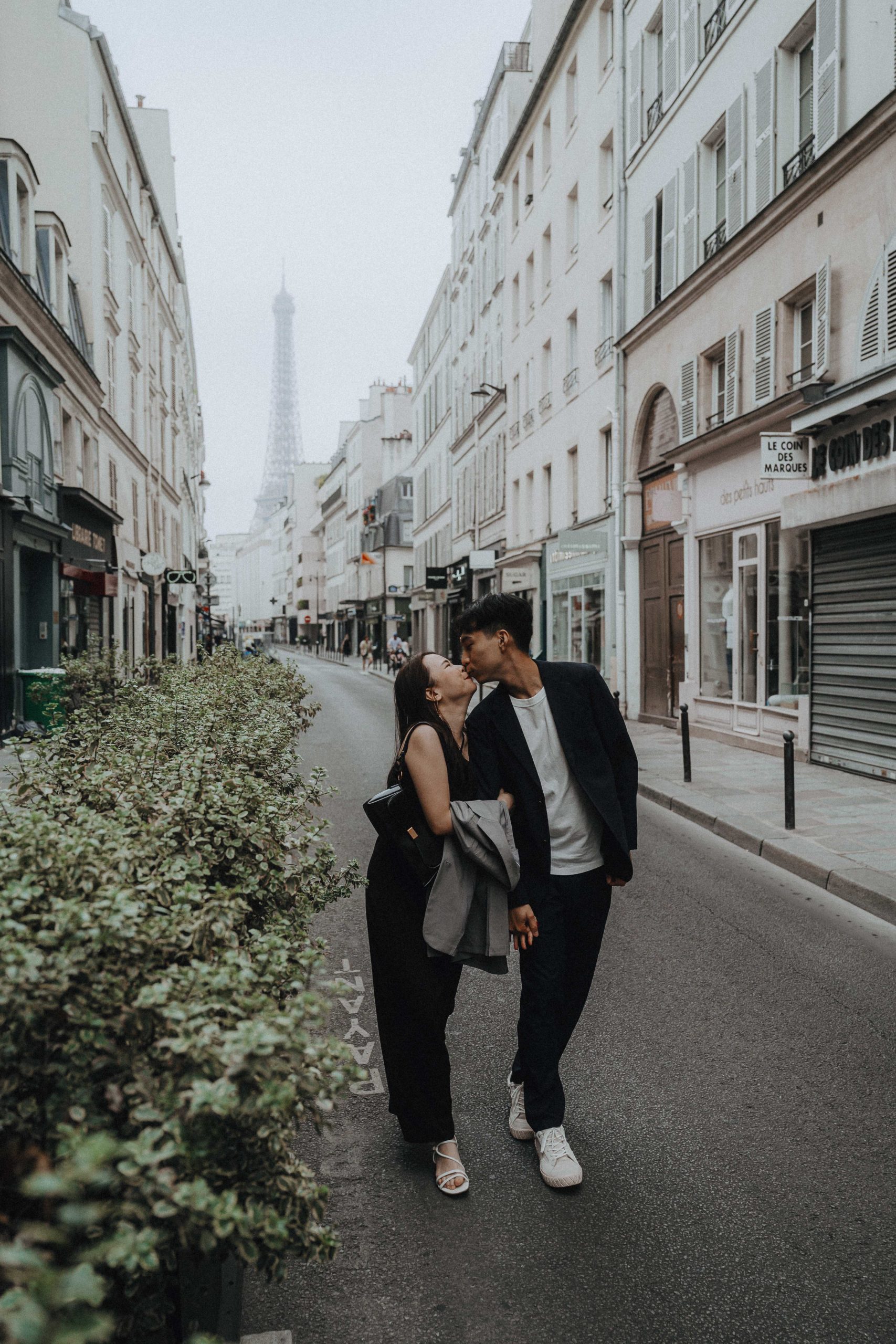 paris candid lovestory-148